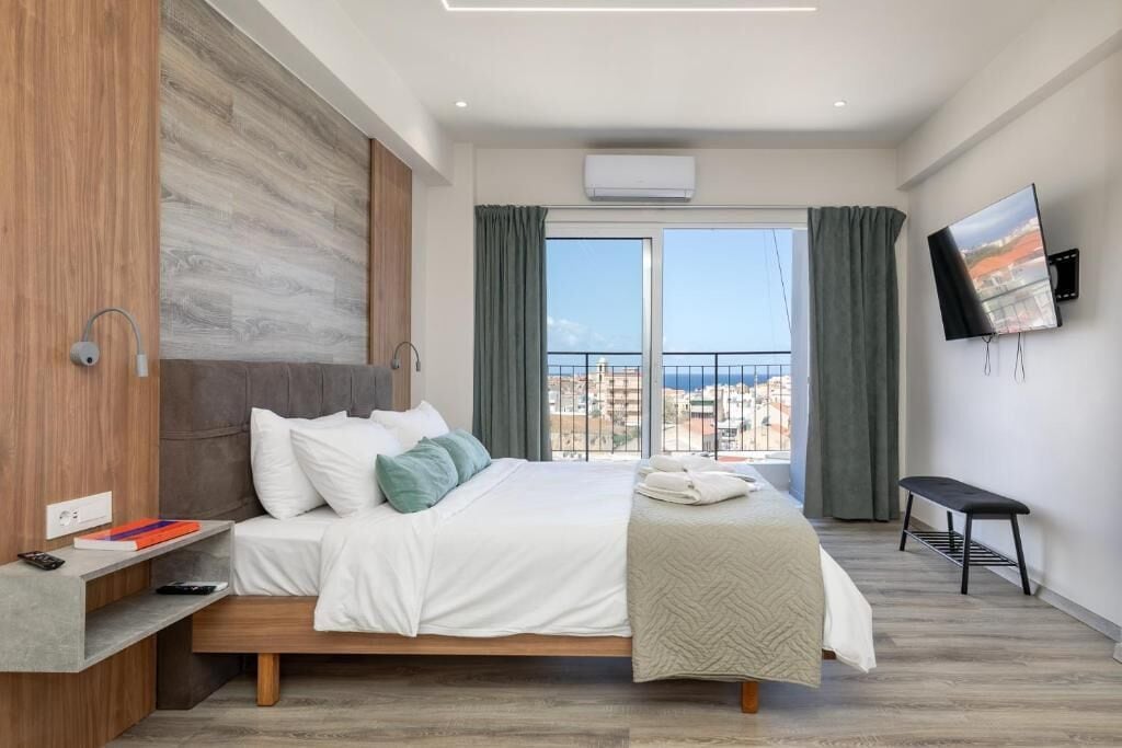 Comfort Suite, Balcony, City View | City view