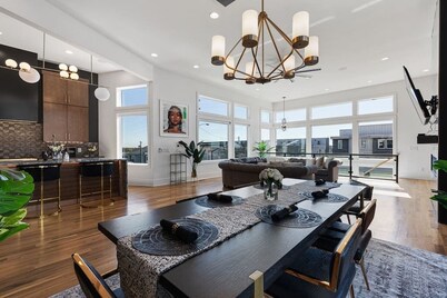 Nashville SkyHaus - As Seen On MTV | Sleeps 12+