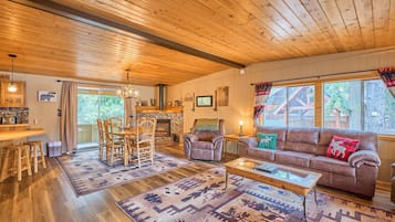 TV connectée, cheminée