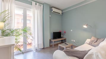 1 slaapkamer, een strijkplank/strijkijzer, gratis wifi, beddengoed