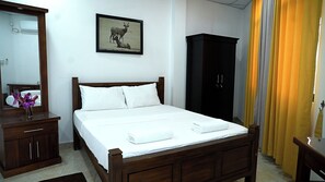 2 makuuhuonetta, silitysrauta/-lauta, Wi-Fi, vuodevaatteet