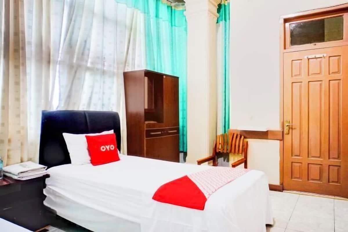 1 bedroom, premium bedding, free WiFi, bed sheets