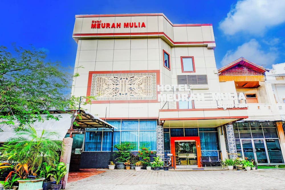Collection O Darussalam Near Universitas Syiah Kuala Formerly Meurah Mulia
