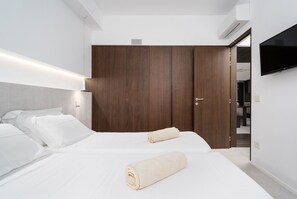 3 habitaciones, tabla de planchar con plancha y wifi gratis 