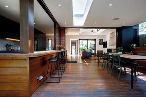 Dining - Long Term Listing for Villa Catherine 3BR in Lilyfield with Fireplace (Lilyfield)