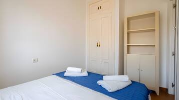 3 Schlafzimmer, Bügeleisen/Bügelbrett, kostenloses WLAN, Bettwäsche