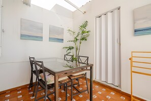 Dining - Holiday Home '1st Line Beach, 3 Bedrooms Islantilla' with Private Garden (Isla Cristina)