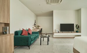 เบสิกสตูดิโอ, วิวเมือง | บริเวณนั่งเล่น