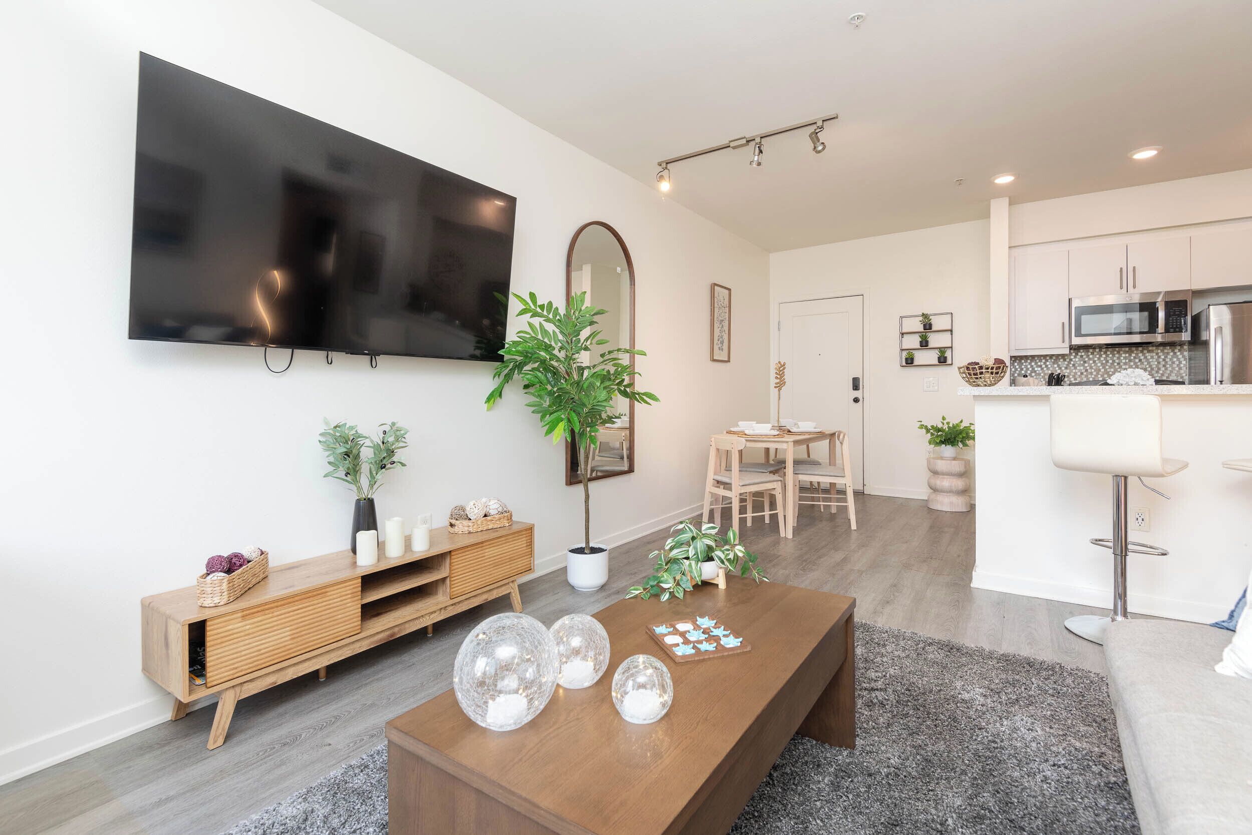 Hollywood Stars Walk of Fame Apartment | Área de sala de estar | Televisión 