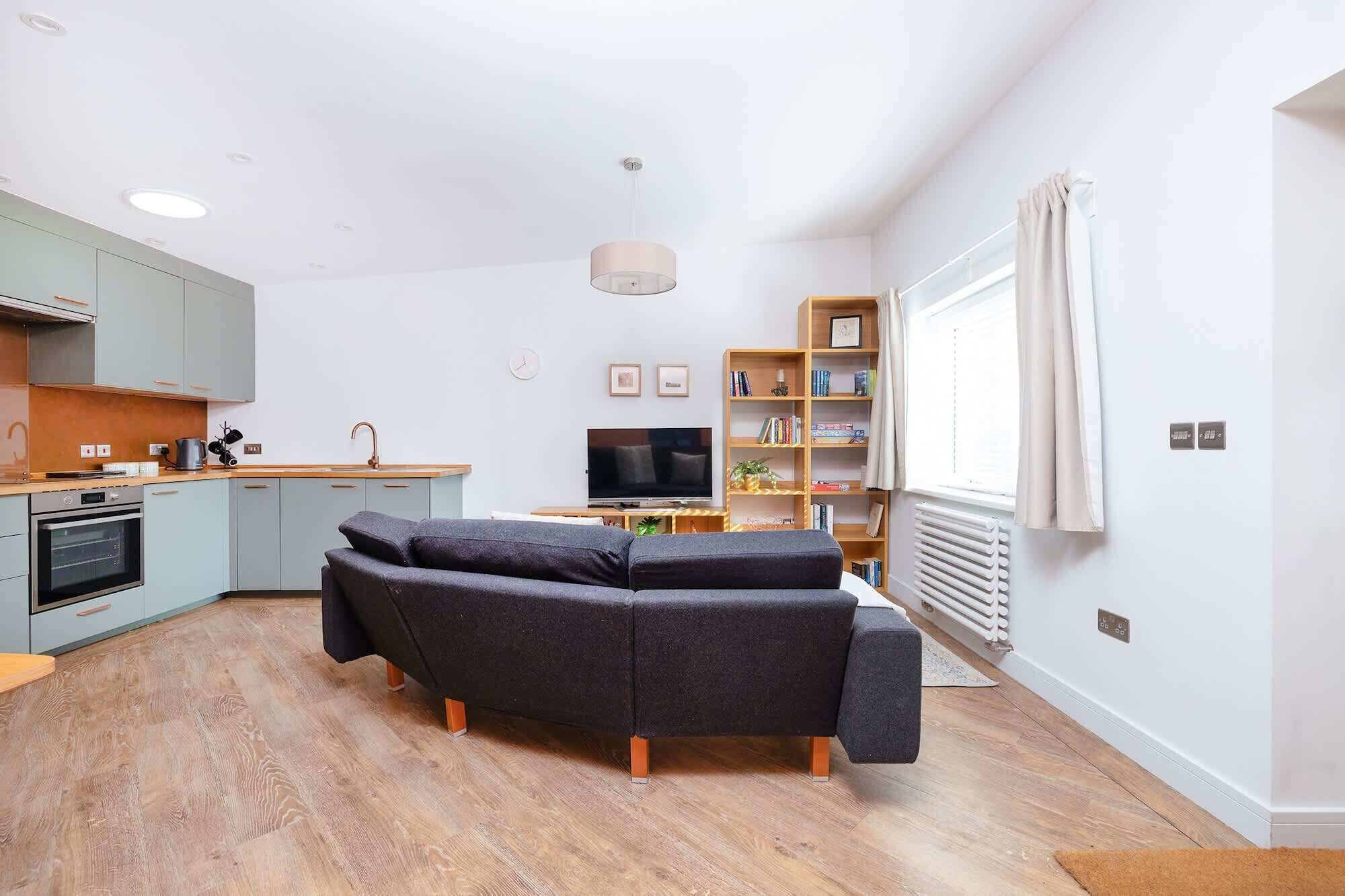 TV, offices