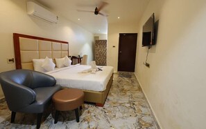 Luxury Room | Free WiFi - Hotel Chutneys As Rao nagar (Hyderabad)
