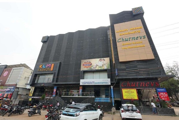 Front of property - Hotel Chutneys As Rao nagar (Hyderabad)