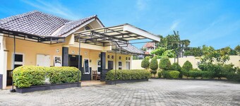 Hotel O Pekalongan Near Pasar Batik Setono Formerly Hotel Puspa Indah