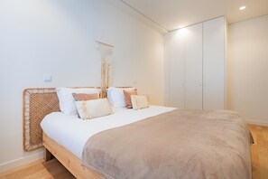 2 bedrooms, iron/ironing board, cots/infant beds, free WiFi - Paraíso City Stay I (Porto)