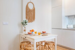 Comfort Apartment, 2 Bedrooms, Non Smoking | Private kitchenette | Espresso maker, electric kettle, toaster