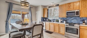 Pony Meadows! Family Escape with BBQ & Workspace