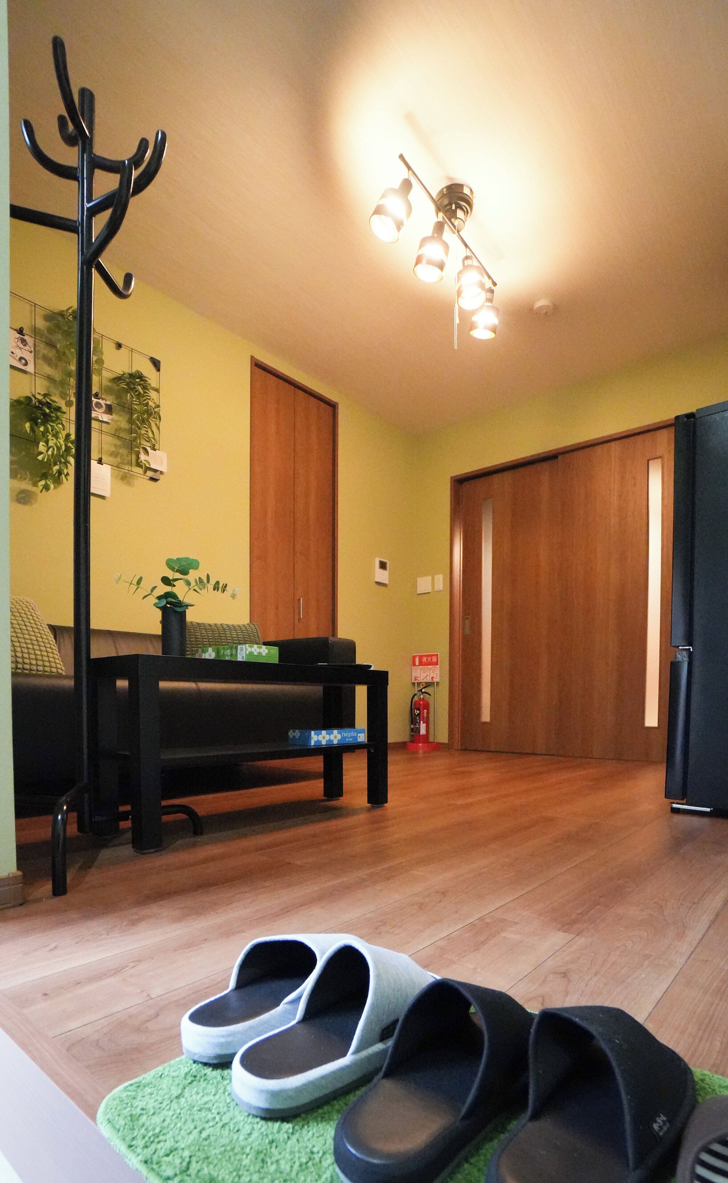 Standard Double Room, Non Smoking | Living room | Flat-screen TV