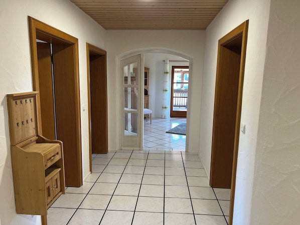 Interior - Vacation apartment for up to 4 people, 90 sqm, 2 bedrooms with balcony (Wonneberg)