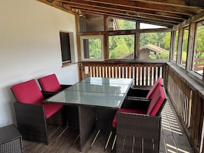 Outdoor dining - Vacation apartment for up to 4 people, 90 sqm, 2 bedrooms with balcony (Wonneberg)