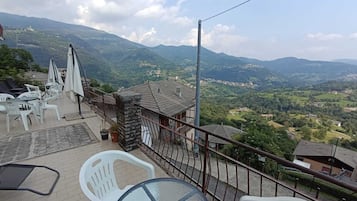 Esterni