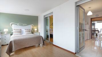 Apartemen Tradisional, 2 kamar tidur, Bebas Asap Rokok | 2 kamar tidur, setrika/meja setrika, dan Wi-Fi gratis