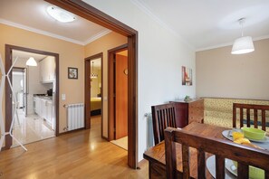 Traditional Apartment, 2 Bedrooms, Non Smoking | Living area | Flat-screen TV