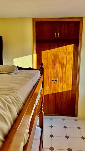 2 Schlafzimmer, Bügeleisen/Bügelbrett, WLAN