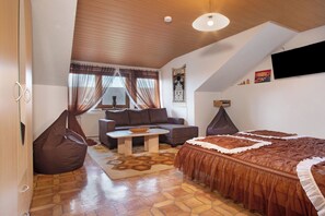 3 habitaciones, wifi gratis y ropa de cama