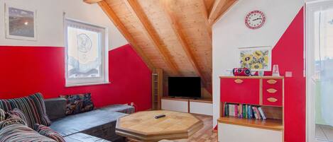 Fernseher, Stereoanlage