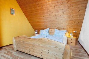 3 Schlafzimmer, kostenloses WLAN, Bettwäsche