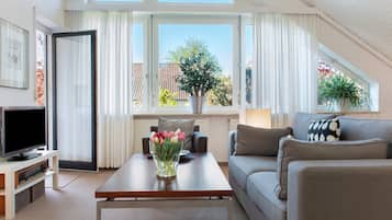 Televisión, mesa de ping pong