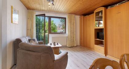 Ferienwohnung 'A' mit privater Terrasse und Wi-Fi