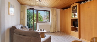 Apartment 'A' with Private Terrace and Wi-Fi