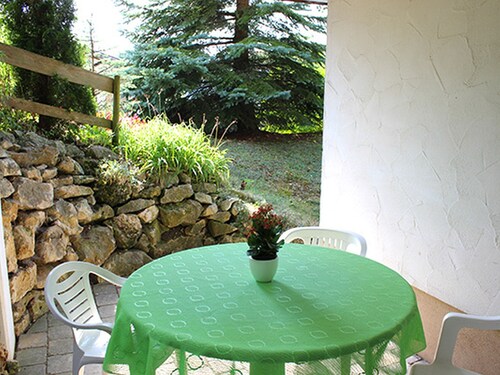 Ferienwohnung 'A' mit privater Terrasse und Wi-Fi