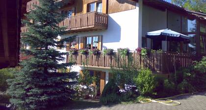 Apartment 'B' with Private Terrace and Wi-Fi