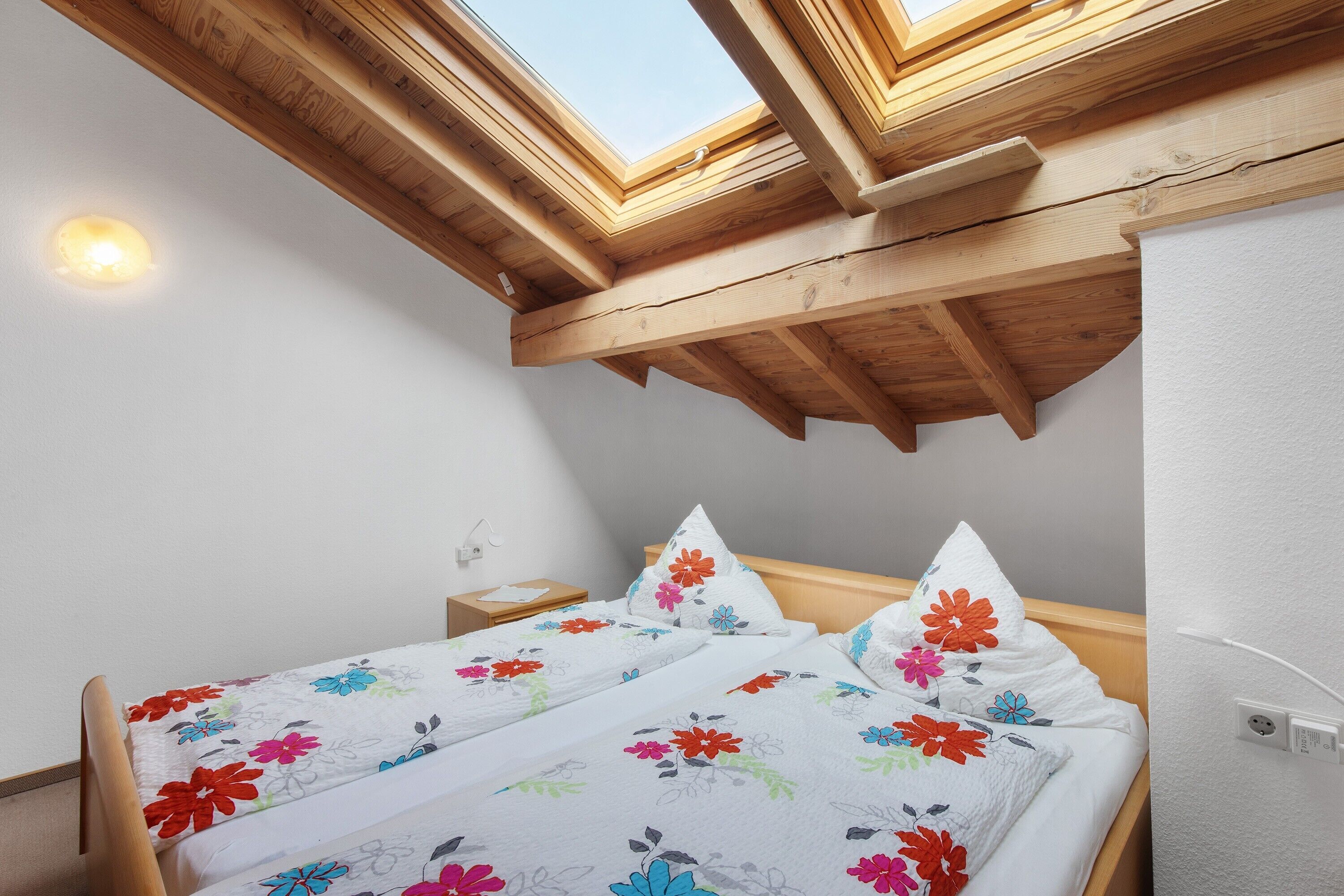 1 bedroom, WiFi (free), bed sheets
