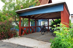 Property grounds - Apartment 'Das Blaue Haus' with Shared Garden and Wi-Fi (Pfullendorf)