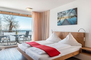 1 bedroom, free WiFi, bed sheets, wheelchair access - Apartment 'Typ A2' with Shared Terrace, Shared Garden and Wi-Fi (Immenstaad am Bodensee)
