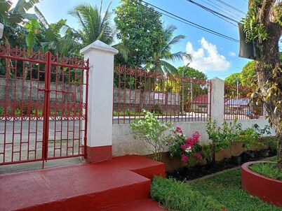 Spacious 4-bedroom house in amazing Juban with WiFi, AC