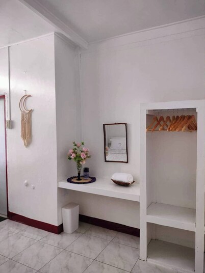 Spacious 4-bedroom house in amazing Juban with WiFi, AC