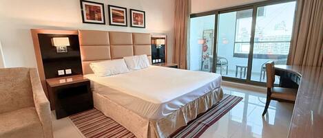 Comfort Apartment, Bay View | 1 bedroom, in-room safe, blackout curtains, soundproofing