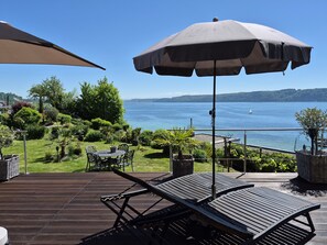 Outdoor dining - Apartment 'Panorama-seetraum' with Lake View, Private Terrace and Wi-Fi (Sipplingen)