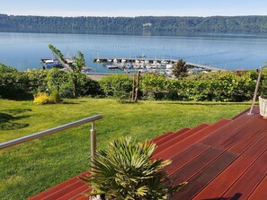 Property grounds - Apartment 'Panorama-seetraum' with Lake View, Private Terrace and Wi-Fi (Sipplingen)