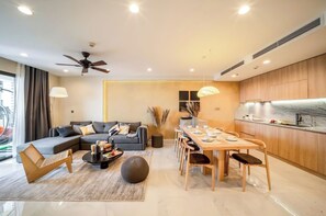 Superior Apartment, 3 Bedrooms, Kitchen, City View | Private kitchen - D Le Roi Soleil Premium Suites (Hanoi)