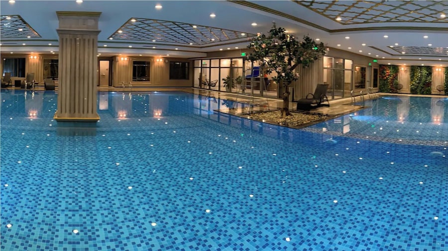 D Le Roi Soleil Premium Suites