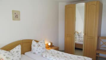 3 Schlafzimmer, kostenloses WLAN, Bettwäsche