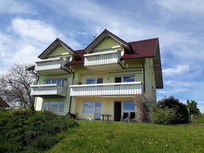 Esterni