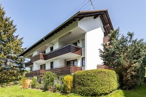 Exterior - 4 stars Apartment 'Tannengeflüster' with Private Terrace, Shared Garden and Wi-Fi (Ühlingen-Birkendorf)