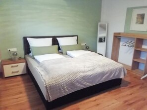 3 camere, Wi-Fi gratuito, lenzuola