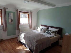 3 soverom, wi-fi (inkludert) og sengetøy